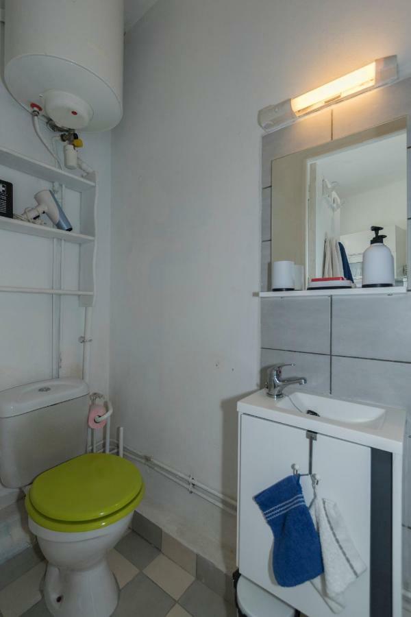 Stud Terras Ville Corniche 2 Pers Stat Gratuit Rue Modif Suivt Possib Et Accord Exclusif Marseille Bagian luar foto