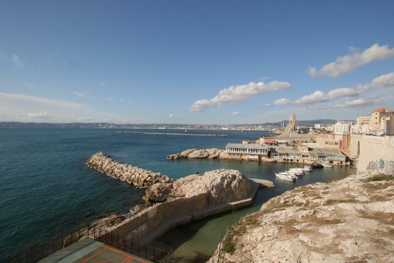 Stud Terras Ville Corniche 2 Pers Stat Gratuit Rue Modif Suivt Possib Et Accord Exclusif Marseille Bagian luar foto